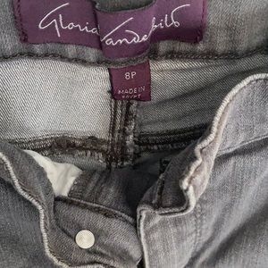Gloria Vanderbilt AMANDA jeans! grey,size 8 petite-great pre-owned condi…